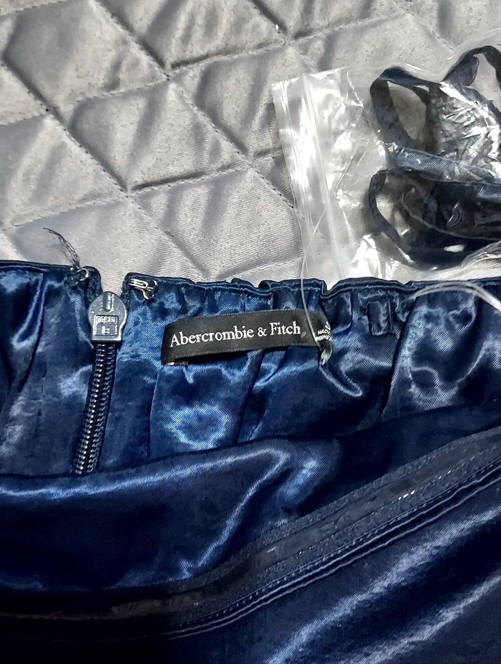 Abercrombie & Fitch Strapless Navy Satin Maxi Gown Sz-L - Picture 7 of 9